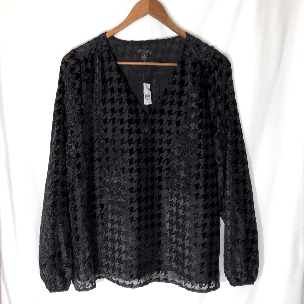 Loft Houndstooth Pattern Blouse